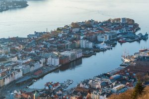 Берген из Киева за 59€ туда-обратно для WDC или 79€ для всех