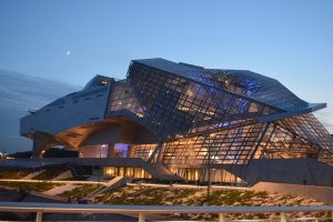 Лион из Киева за 86€ туда-обратно для WDC или 106€ для всех