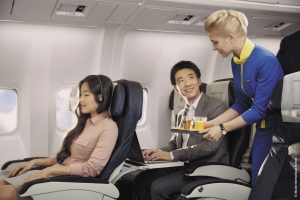 Авиакомпании МАУ и SkyUp отменяют рейсы из-за коронавируса
