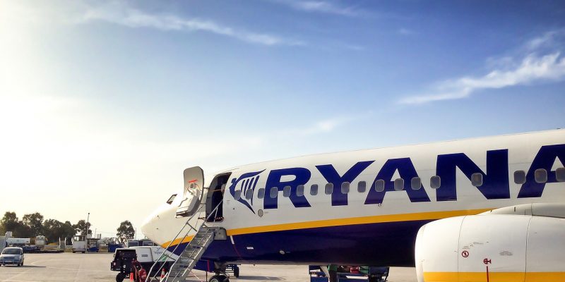 Ryanair может приостановить все полёты аж до лета!